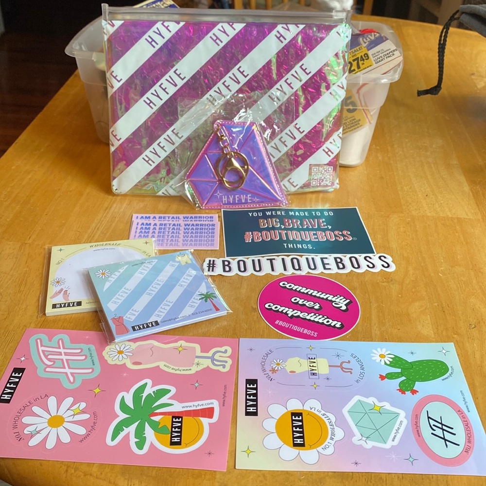 HYFVE stickers set new